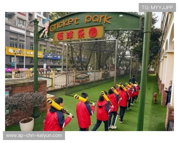 世界板球女子联赛与社区共建青少年训练基地